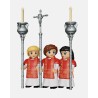 Juguetes Semana Santa Artabán: acólitos rojos con cruz parroquial y ciriales