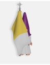 Juguetes Semana Santa Artabán: nazareno morado de cola con bandera pontificia